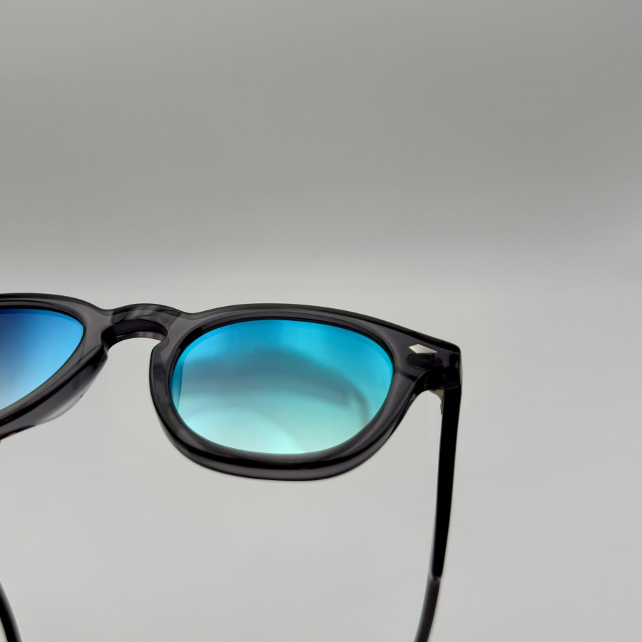 LUTETIA BLACK ICE